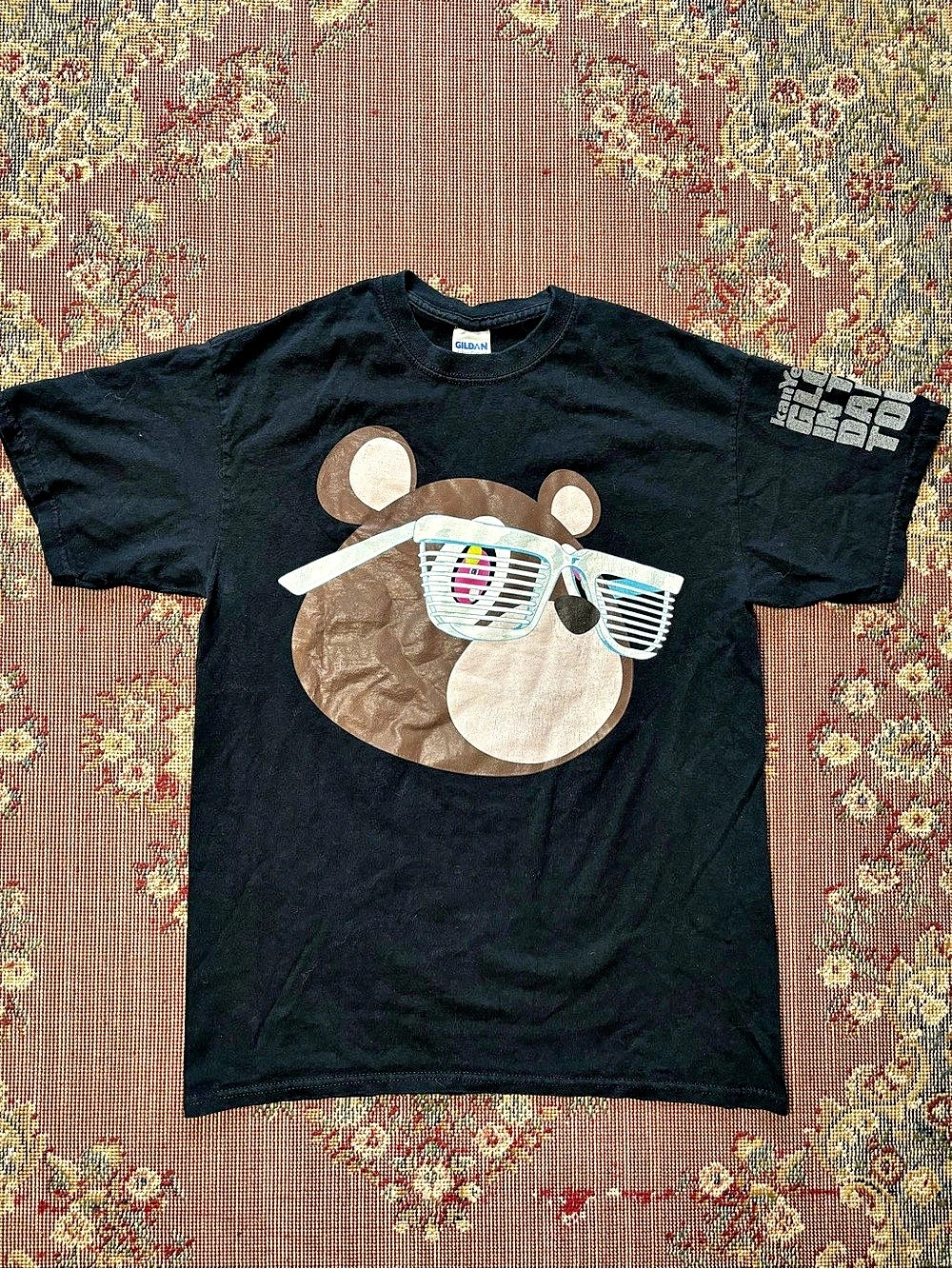2007 Kanye West Glow In The Dark Tour Takashi Murakami Bear Rap Tee Shirt medium